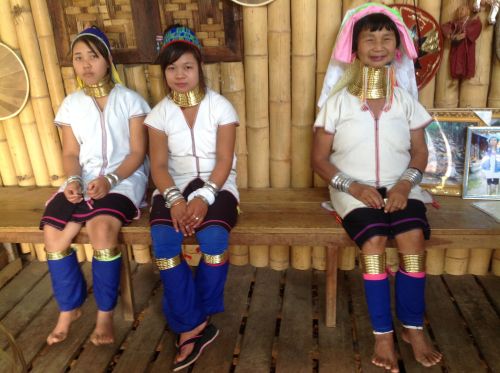 Long Neck People at PA.Daung Tribe